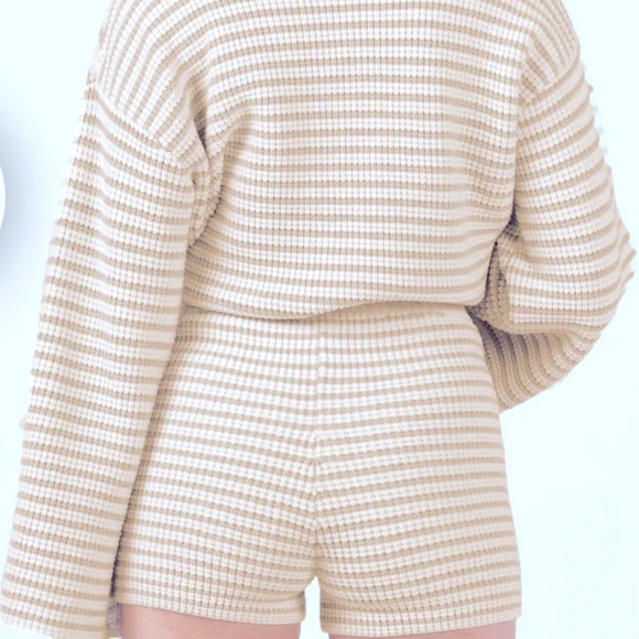 Princess Polly Set - Picture 2 of 3